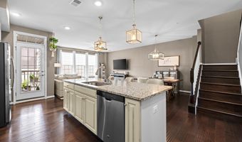 42230 PIEBALD Sq, Aldie, VA 20105