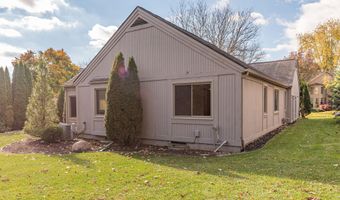 2225 Chaucer Ct, Ann Arbor, MI 48103