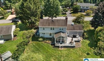 2892 Edgemont Dr, Allentown, PA 18103