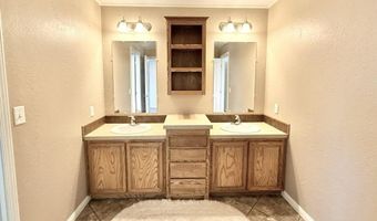 1411 Tokay Ave, Carlsbad, NM 88220