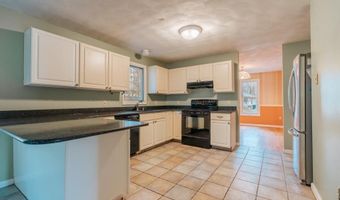 65 Village Hill Ln, North Kingstown, RI 02852