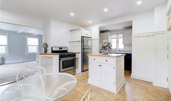 222 Second St, East Providence, RI 02865