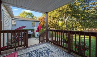 394 Long St, Amherst, OH 44001