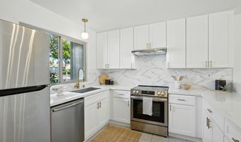 1038 Melrose Ave, Alameda, CA 94502