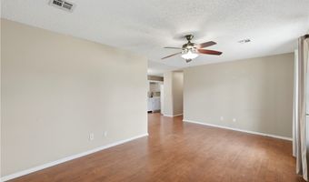 2515 SE 4th St, Bentonville, AR 72712