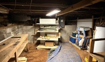 9101 Nashville Rd, Adairville, KY 42202