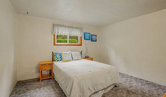 25465 S BEAVERCREEK Rd, Beavercreek, OR 97004