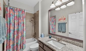 7403 SUNGOLD MEADOW Ct, Apollo Beach, FL 33572