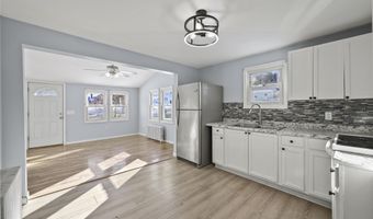 65 Melrose St, Adams, MA 01220