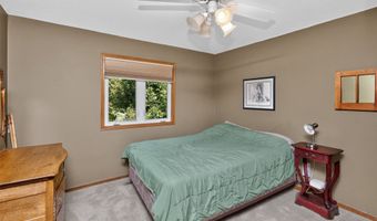 1201 SE Michael Dr, Ankeny, IA 50021
