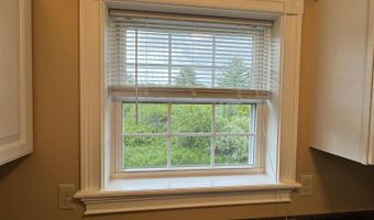 541 Kenduskeag Ave, Bangor, ME 04401
