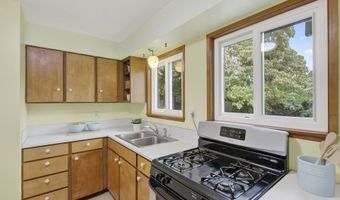 14303 SE RUPERT Dr, Milwaukie, OR 97267