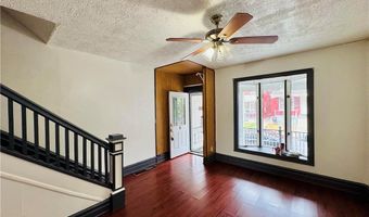 637 N Penn St, Allentown, PA 18102