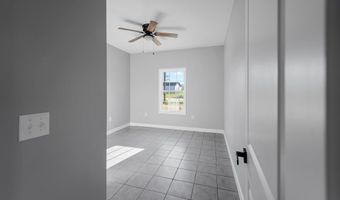 110 Peach Ln, Baxley, GA 31513