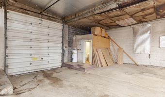 401 S Tecumseh 415 S Tecumseh St, Adrian, MI 49221