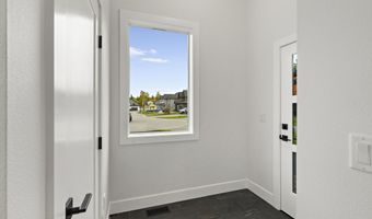 9191 Chapelle Cir, Anchorage, AK 99518