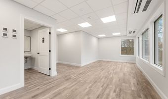 451 Essex St, Beverly, MA 01915
