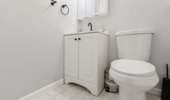1001 Ship Ave, Beachwood, NJ 08722