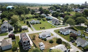 117 Wolcott Ave, Middletown, RI 02842