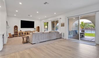 20267 Fuji Ct, Apple Valley, CA 92308