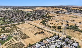 1917 Geneva Ln, Antioch, CA 94509