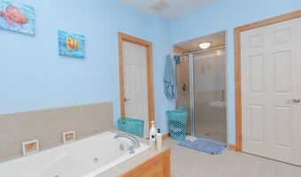 14 Iowa St. B2, Arnolds Park, IA 51331