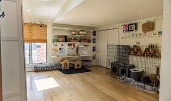 18 Waverly Rd, Branford, CT 06405