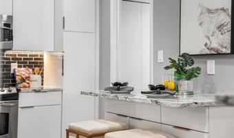 1016 WAYNE St 1007, Arlington, VA 22204