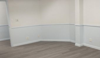 112 N Madison Ave, Aurora, MO 65605