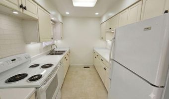 6908 10 TIMBERS Ln, Baltimore, MD 21209