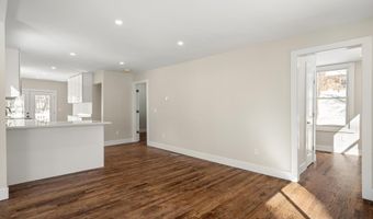 6 Juniper Ridge Dr, Danbury, CT 06811
