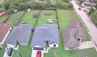 903 W Main St, Alice, TX 78332