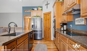 5233 Henning Loop, Casper, WY 82609