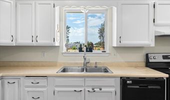 17331 Lassen Ave, Anderson, CA 96007