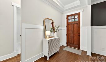 1624 Brook Rd, Charlotte, NC 28205