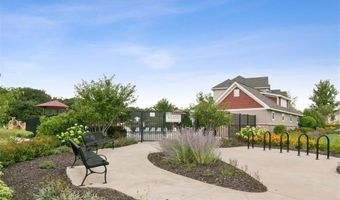 4212 Parkview Ln, Anoka, MN 55303