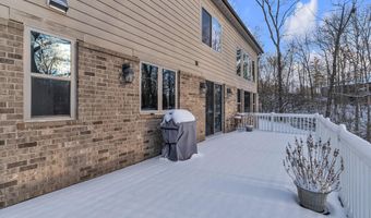 1091 Green Rd, Ann Arbor, MI 48105