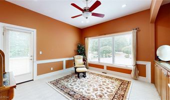 460 Berwick Cir, Aurora, OH 44202