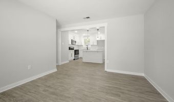 405 Cypress Dr, Baker, LA 70714
