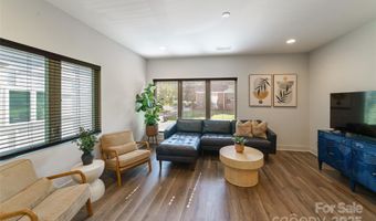 7318 Swans Run Rd, Charlotte, NC 28226