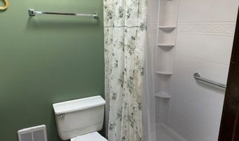 206 S MAIN St, Albion, PA 16401