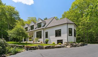 239 Hunter Way, Falmouth, ME 04105