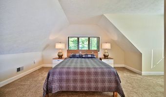 96 Longfellow Cir, Albrightsville, PA 18210