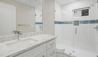 728 SPANISH MAIN Dr, Apollo Beach, FL 33572