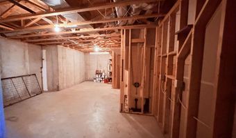 753 N Bramerton St, Andover, KS 67002