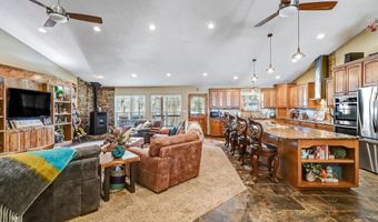 12 Mescalero Cir, Angel Fire, NM 87710