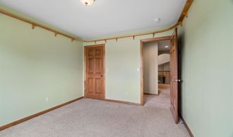 4226 E APPLESEED Dr, Appleton, WI 54913