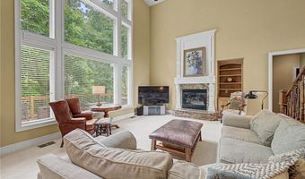 219 Ridgefield St, Bentonville, AR 72712