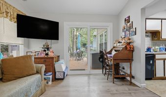 7 Bayberry Ct, Atco, NJ 08004