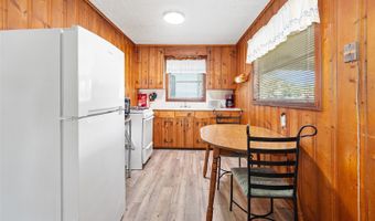 55521 FRONT St, Astor, FL 32102